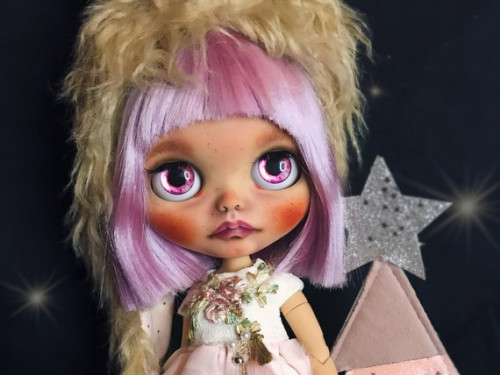 Exclusive blythe custom doll by VDexlusive