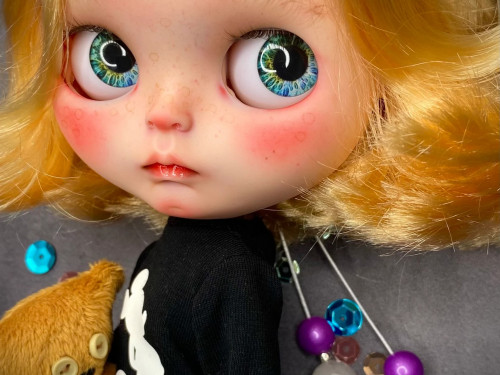 Custom Blythe Doll Cathrine by BlytheAndBears