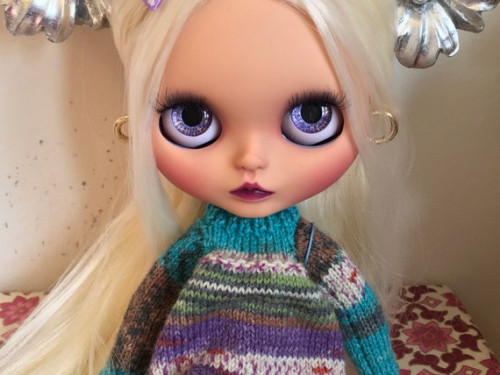 Custom Blythe Doll Factory Isla by Dollypunk21
