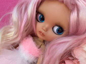 Custom Blythe Doll Pinky by BlytheWithLove