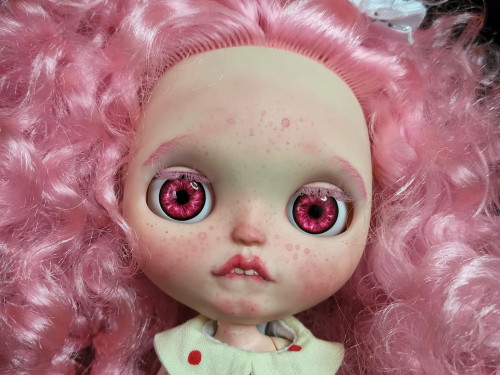 Peony the pink haired Blythe doll by artbycarla