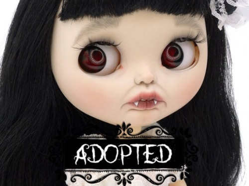 Custom Blythe Gothic Doll by Isilien