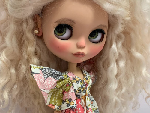 Custom Blythe Doll Holly Ooak by LovelyBlytheDoll