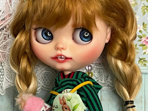 Olga Custom Blythe Doll by LittleDollsByIza