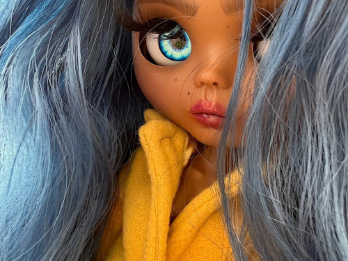 Custom Blythe Doll by ohiblythe