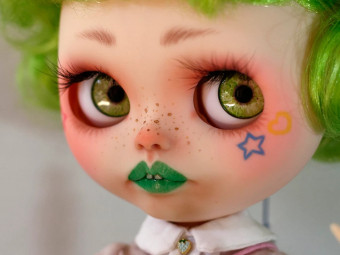 YURI. Painted body. Custom Blythe doll by MIAdollsArtshop