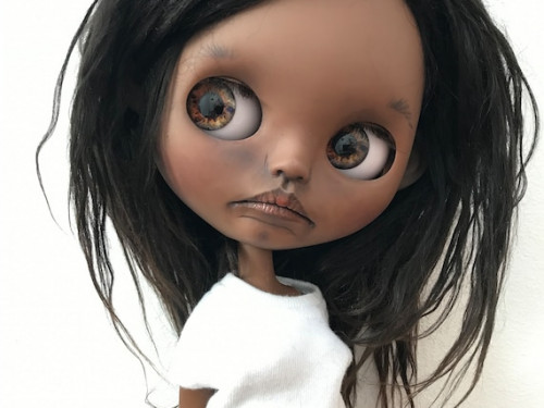 Naia, little girl, blythe doll custom, ooak, Dark skin. Black Alpaga Suri reroot by ThoughtsOfShades
