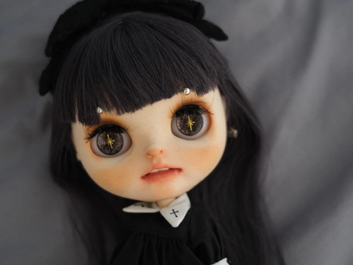 Custom Blythe Doll by Effiesdoll