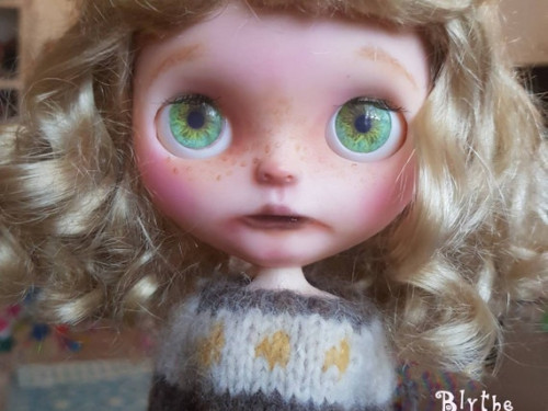 Custom blythe doll Esme by BlytheObsession